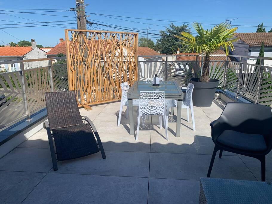 לה רושל Maison Terrasse Proche Centre Ville Et Ile De Re מראה חיצוני תמונה